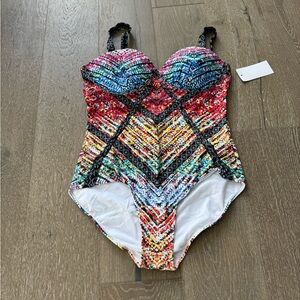 Meet.Curve multi-color one-piece swimsuit